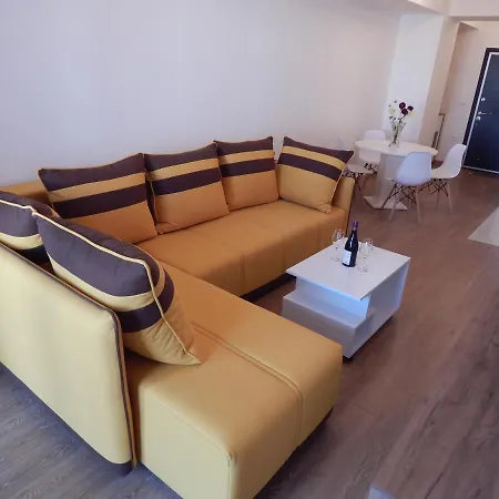 Kiara * Skopje